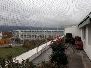 filet de protection pour chat balcon securise avec couverture