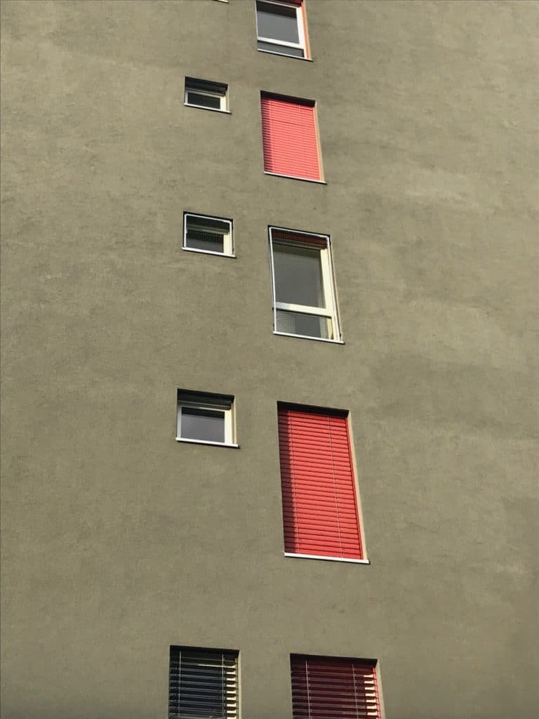 protection chat frame with fixed net